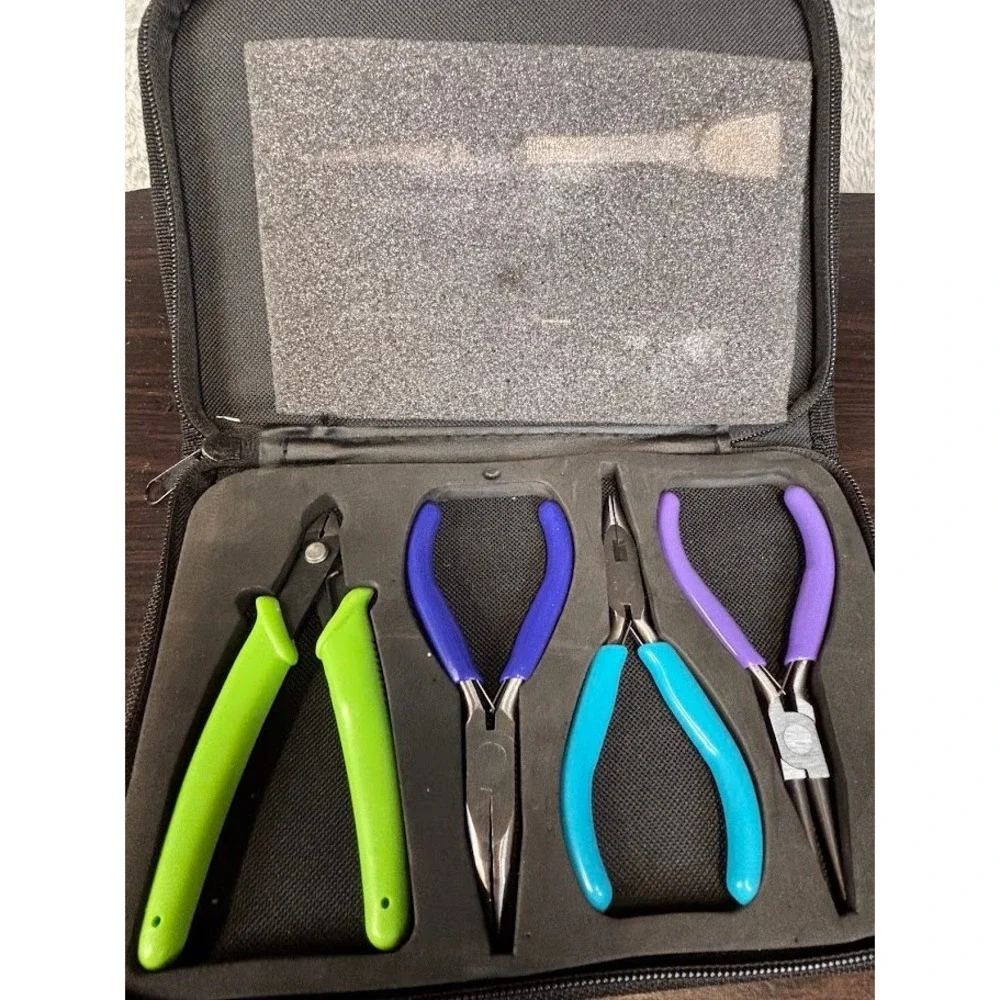 Cousin Jewelry Making Tool Kit 7pc Set Pliers Tweezers Reamer Zippered Case